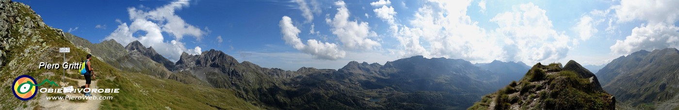 74 Al Passo della Selletta (2372 m) di collegamento Calvi-Longo.jpg